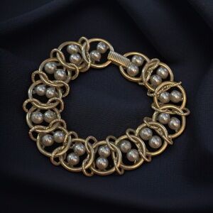 Vintage Goldette woven links with pearls bracelet